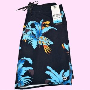 NWT Billabong Sundays Pro Boardshorts 🏄‍♂️